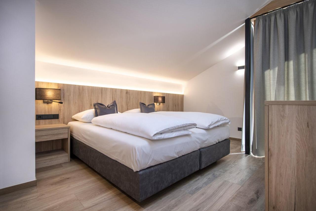 Apartments Dami Ортізеї Екстер'єр фото