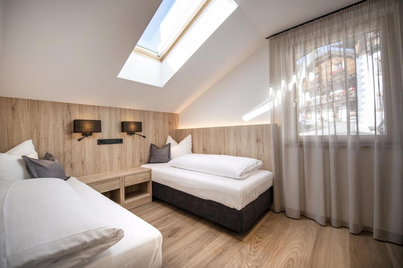 Apartments Dami Ортізеї Екстер'єр фото